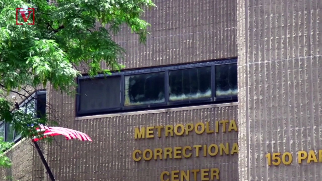 Guards at Jail Where Jeffrey Epstein Allegedly Committed Suicide Fell Asleep for Three Hours and Falsified Logs: Report