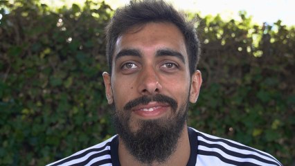 Borja Iglesias anuncia su fichaje por el Real Betis