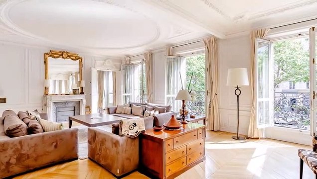 APPARTEMENT DE RÉCEPTION ET FAMILIAL A VENDRE .ARC DE TRIOMPHE 75017 PARIS