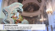 Thousands of festival flowers adorn Brussels Town Hall