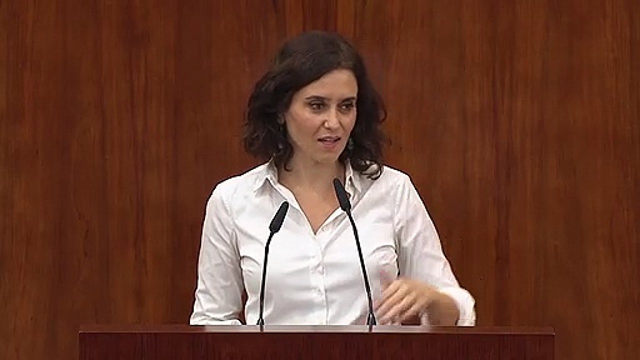 Díaz Ayuso denuncia "medias verdades y falsedades" sobre su familia