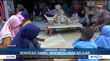 Puluhan IRT di Lamongan Berkreasi Sambil Tunggu Anak Belajar