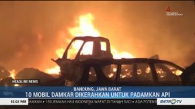 Pabrik Plastik di Kota Bandung Hangus Terbakar