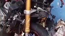 La moto d'Arafat DJ après l'accident