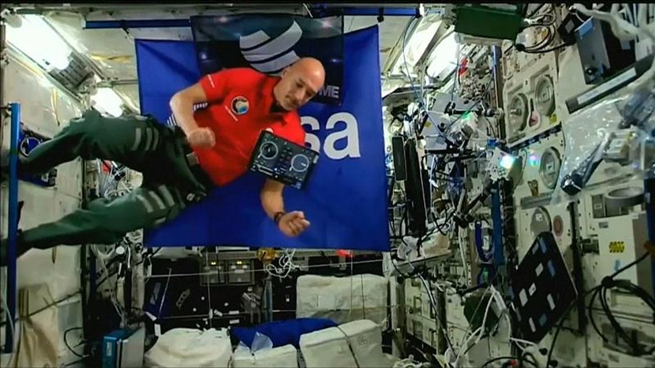 Watch: Euronews' correspondent becomes first space DJ