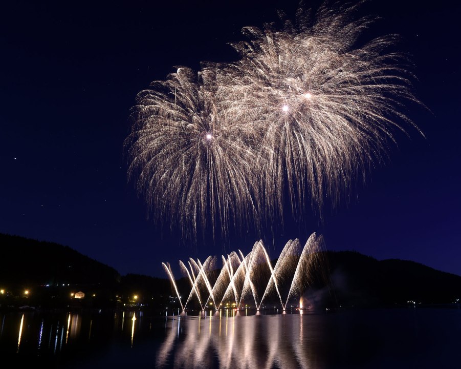 Une pluie d’étoiles dans le ciel gérômois pour le feu d’artifice