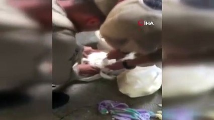 Donmuş tereyağı kovasında 1 kilo 205 gram esrar çıktı