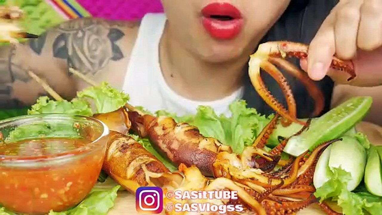 ASMR BBQ SQUID (CRUNCHY EATING SOUNDS) NO TALKING _ SAS-ASMR