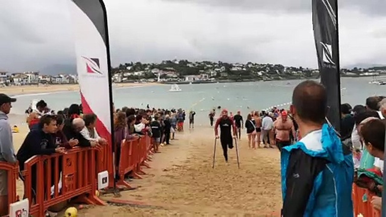 Le défi, accompli, d'un nageur de Briscous lors de la traversée de la baie de saint Jean de Luz