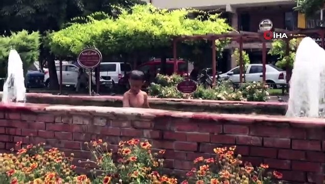 Eskişehir’de sıcaktan bunalan çocukların suda tehlikeli oyunu