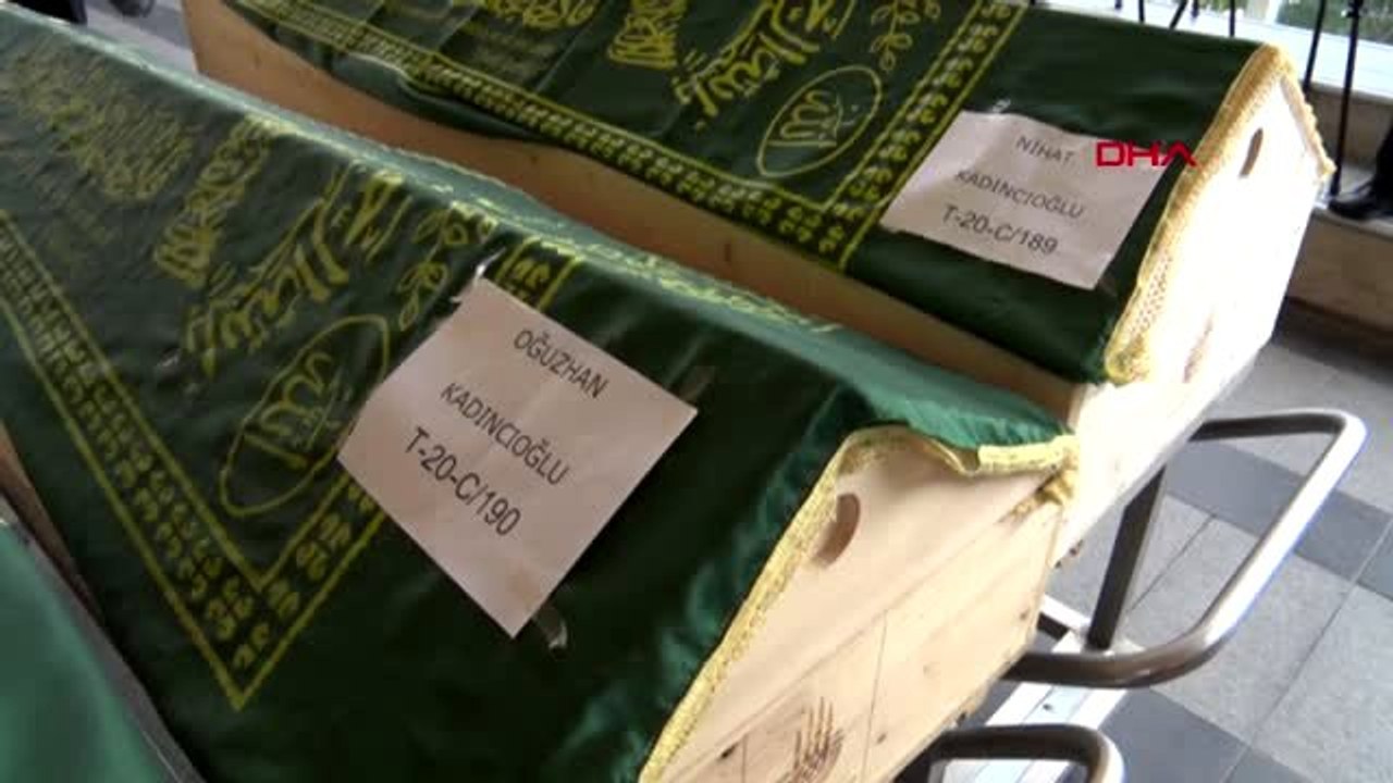 Baraj gölünde boğulan anne- baba ve oğulları toprağa verildi