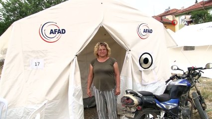 Deprem bölgesinde çadırda yaşam devam ediyor