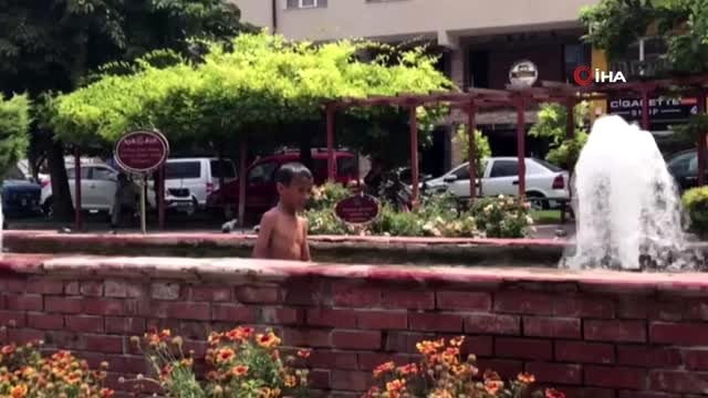 Eskişehir'de sıcaktan bunalan çocukların suda tehlikeli oyunu