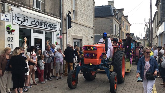 Défilé de chars du 15 août