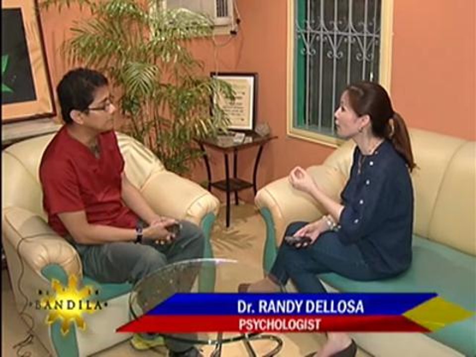 'Dirty finger fad' has bad effects on public, expert says
