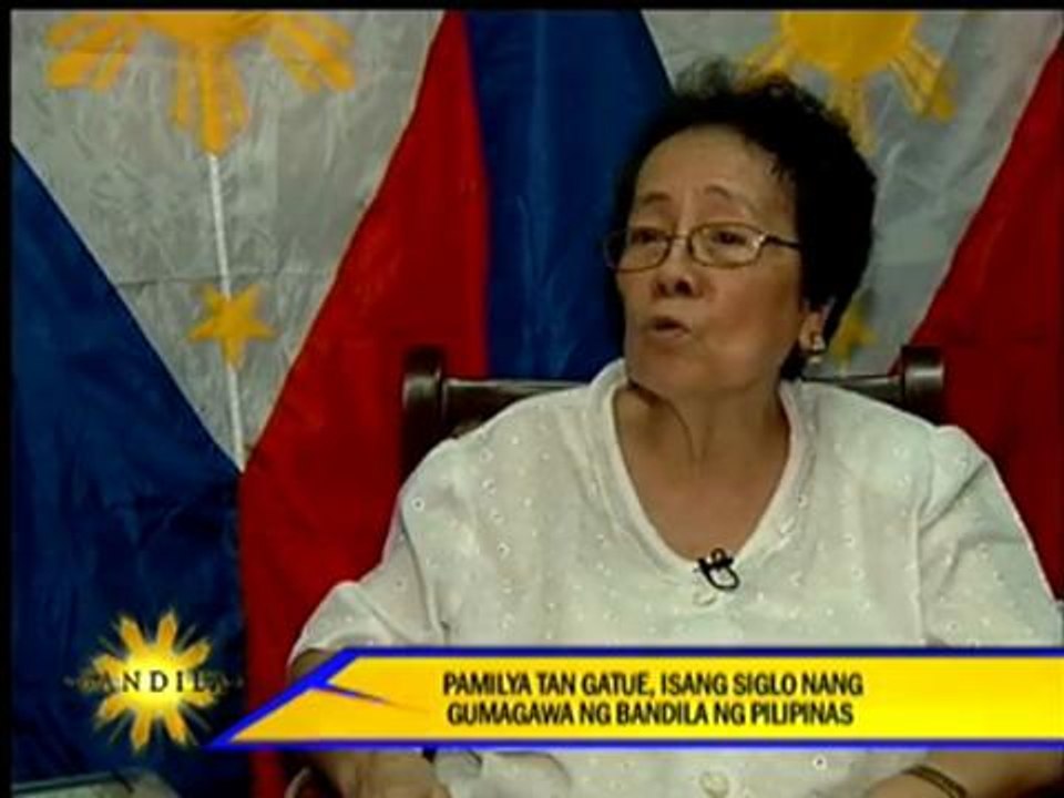 How do Pinoys value the Philippine flag?