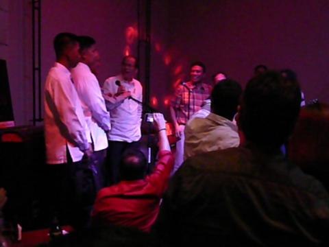 PNoy sings 'Balong Malalim'