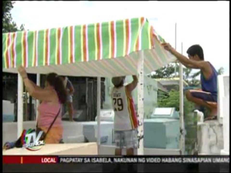 People start trickling at cemeteries
