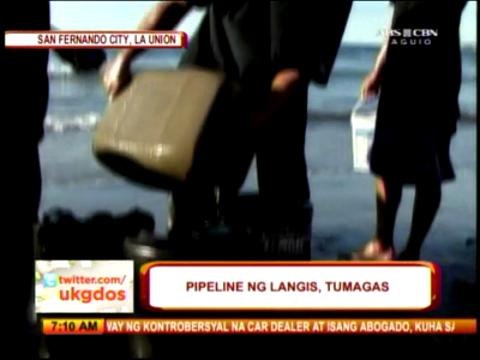 Leak from pipeline triggers oil spill in La Union