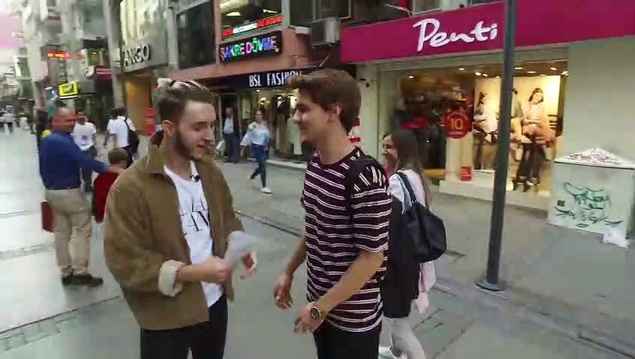 PARA İÇİN YAP #2   160 TL İÇİN SOKAKTA SOYUNDU !!