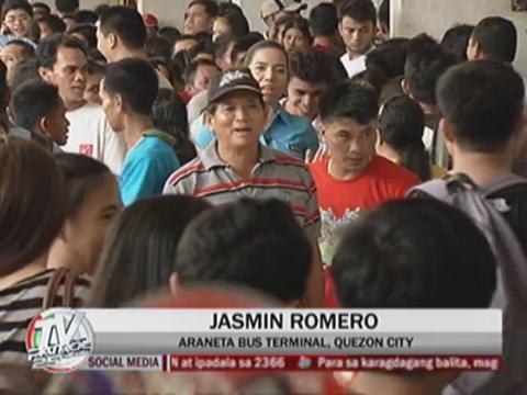 Bus terminals packed for Christmas exodus