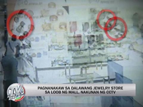 Mall robbery caught on CCTV