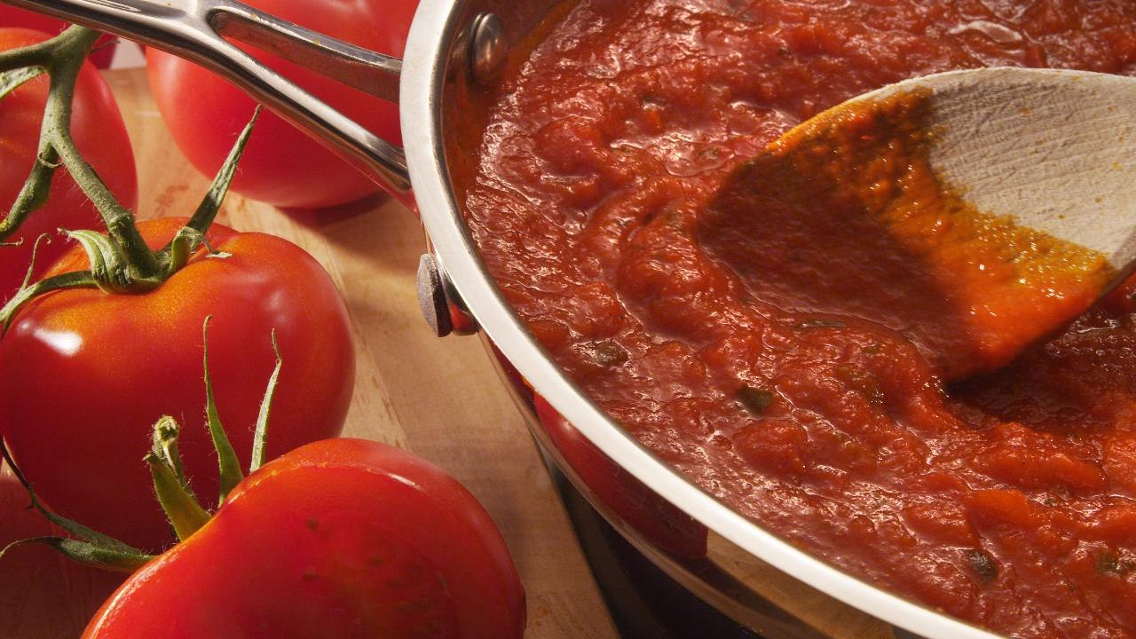 What’s the Difference Between Pasta Sauce and Pizza Sauce?
