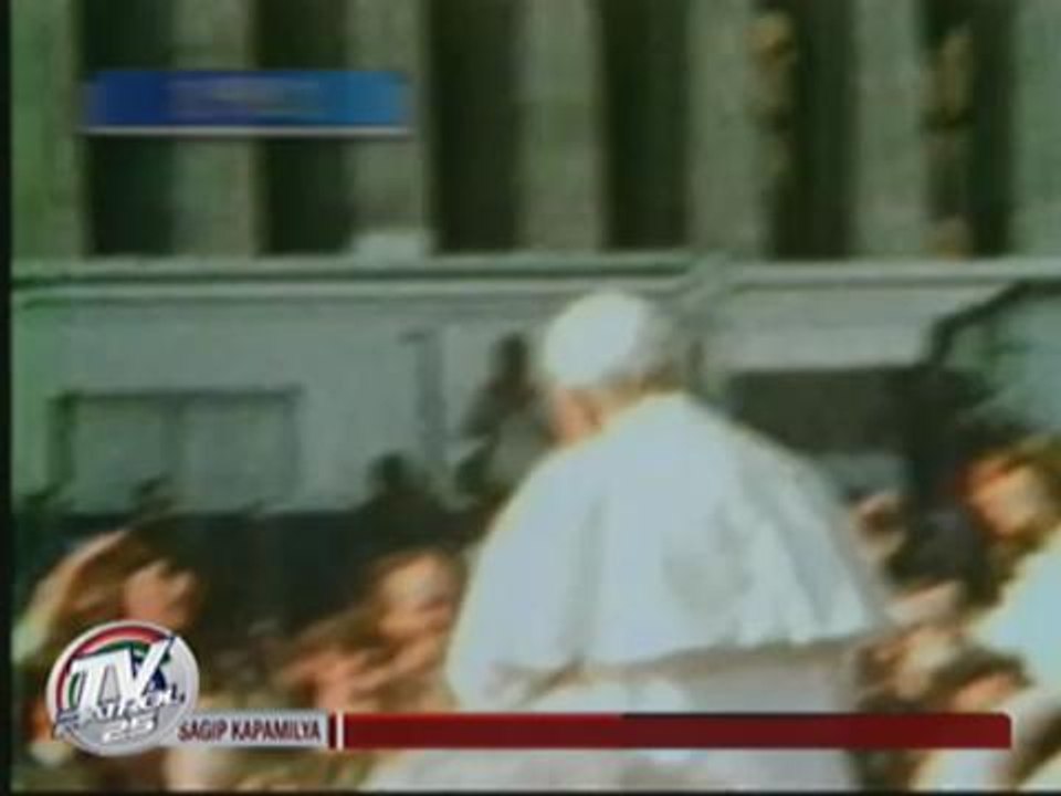Francis breaks traditions during early days as pope