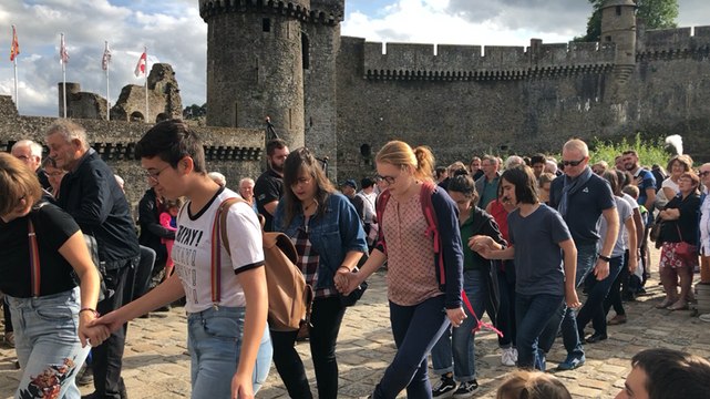 Le Bagad Bro Felger fait danser Fougères