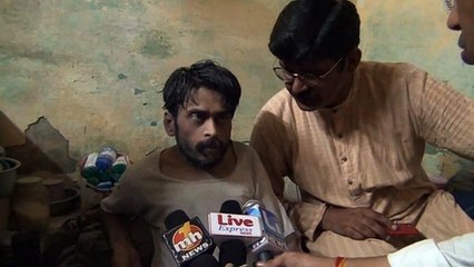 बी लिब तक शिक्षित सुरेश पशुओं से भी जर्जर हालत में रहने को मजबूर