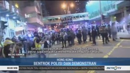 Polisi Halau Demonstran Hong Kong dengan Gas Air Mata