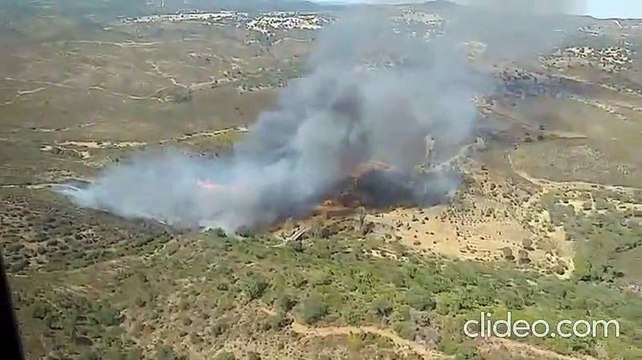 Arde un paraje de El Madroño, con 40 personas evacuadas a toda prisa en una de sus aldeas
