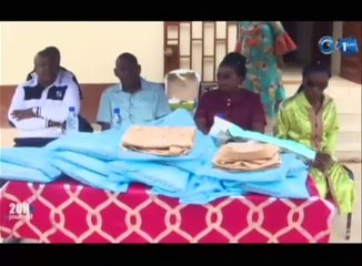 RTG - Cérémonie de remise des tenues de la parade par le Maire du 2ème arrondissement, Anastasie BEKALE à Ntoum