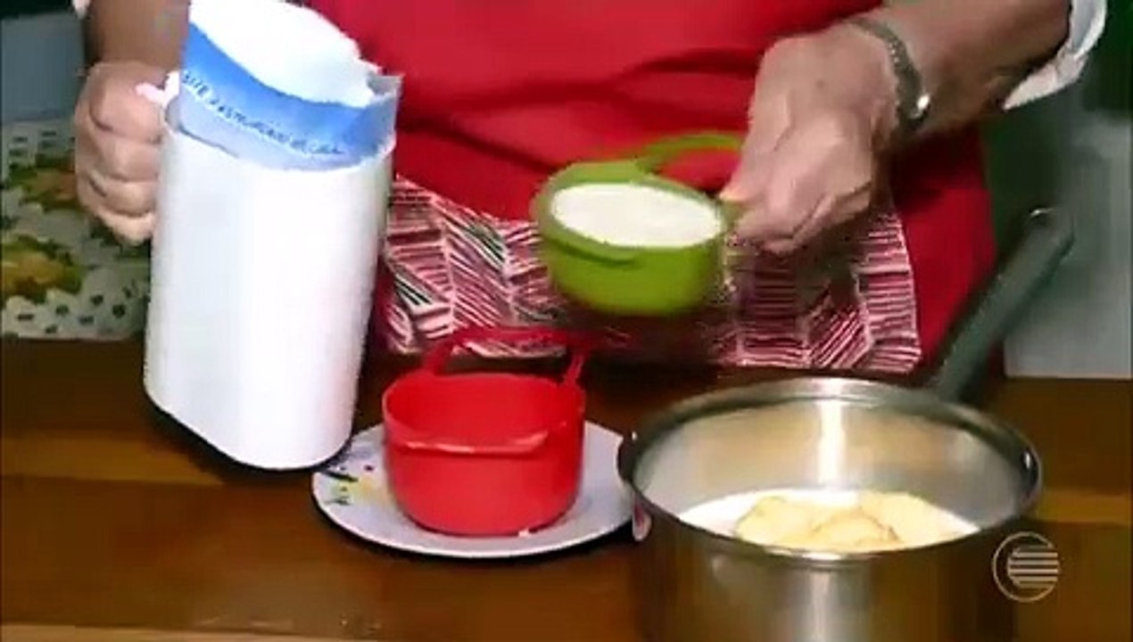 Bolo de manteiga simples e rápido