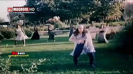 reema+babar ali-munde kehnde bas kar