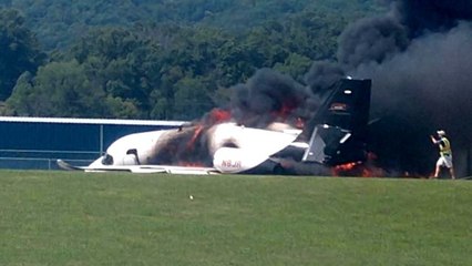 Ünlü yarışçı ve ailesinin bulunduğu uçak iniş sonrası alev aldı
