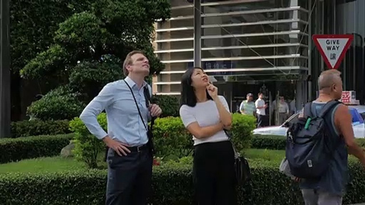 Französischer 'Spiderman' setzt Friedenszeichen in Hongkong