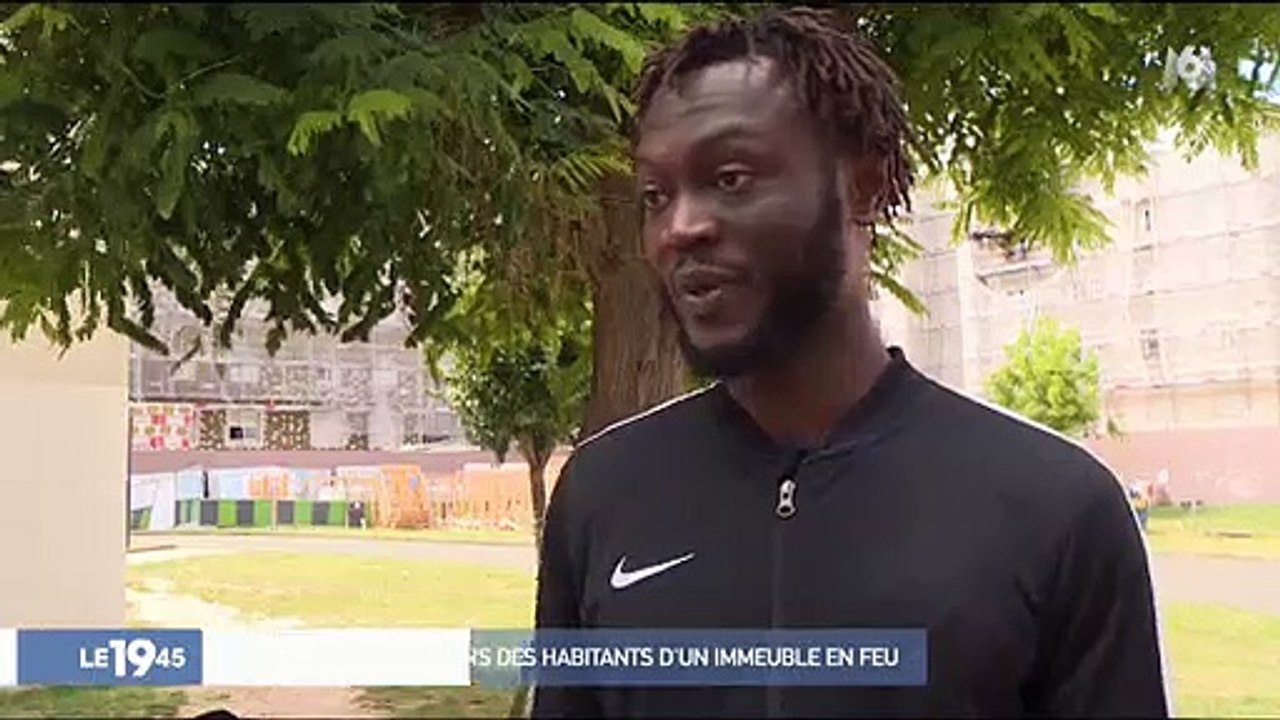 Seine-Saint-Denis: Des jeunes viennent au secou...