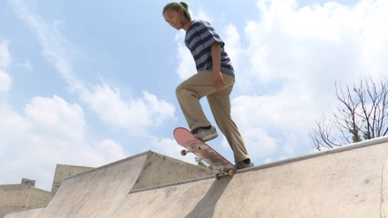 Skateboarders vie for space in the streets of Shanghai