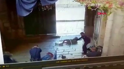 DHA DIŞ- İsrail polisi, bıçaklı 2 genci vurdu