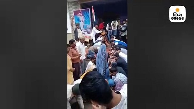 શહીદના પરિવારને સરકારે મદદ નહીં કરતા ગામના યુવકોએ ઝૂપડીમાંથી બનાવી આપ્યો ‘મહેલ’