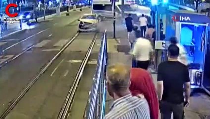 Tramvay yolundaki feci kaza kamerada