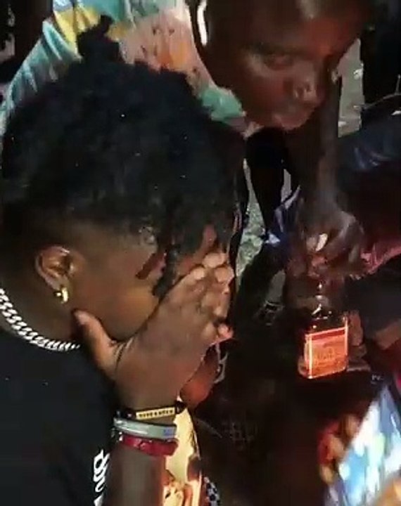 Didi B de Kiff No Beat inconsolable sur le lieu...