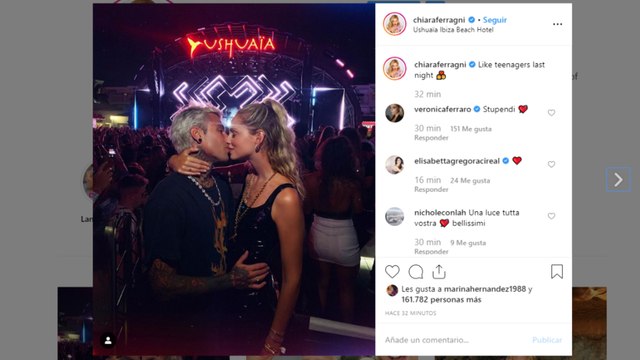 Chiara Ferragni y Fedez, como dos adolescentes en Ibiza