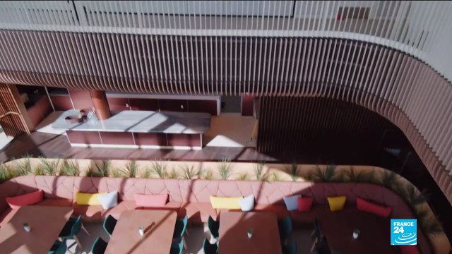 Virgin Galactic unveils 'Spaceport' in New Mexico