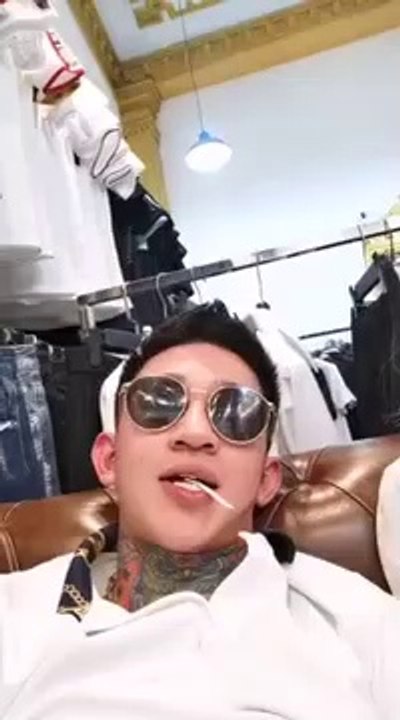 Hoàng Tử GIÓ MỜI Anh chị em bạn bè mua quần áo qua 46 Hàng Đậu Hoàn Kiếm Hà Nội.