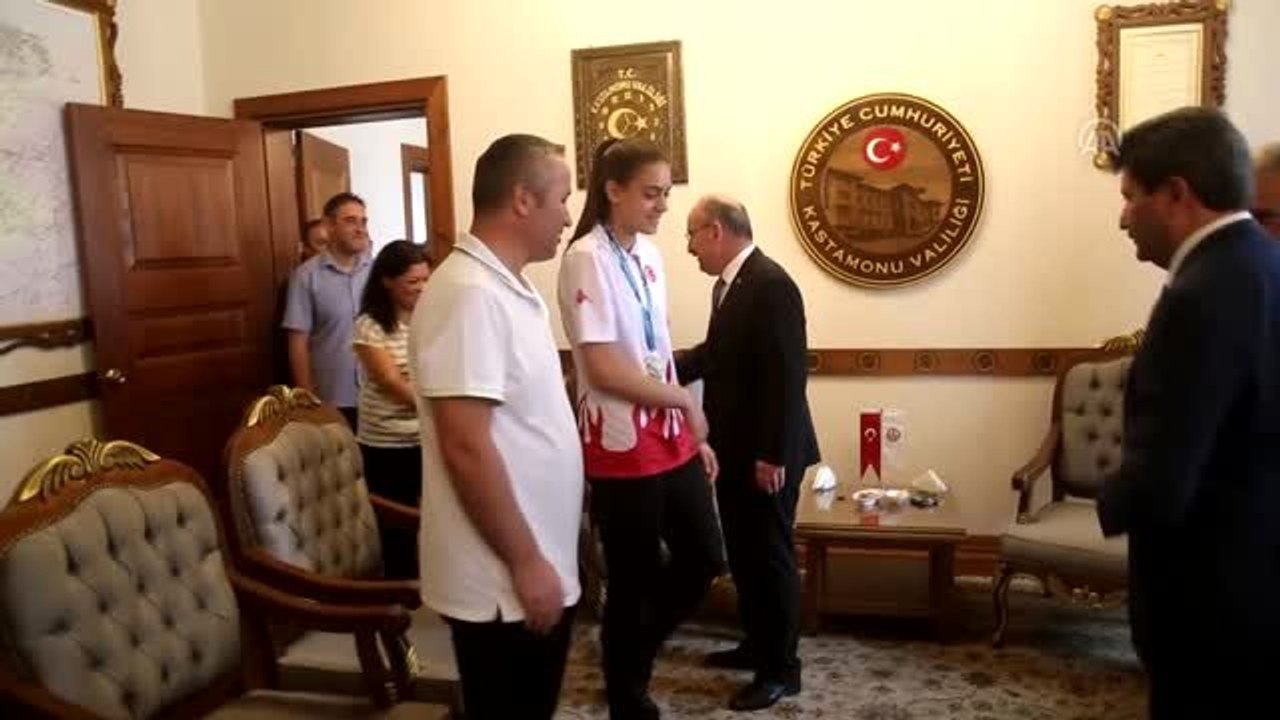 Dünya şampiyonu tekvandocunun hedefi olimpiyat oyunları