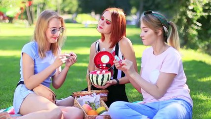 7 DIY Weird Makeup Ideas Makeup Pranks (2)