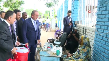 - Çavuşoğlu, Sudanlıların hayır dualarını aldı- Bakan Çavuşoğlu, Hartum halkı ile bir araya geldi