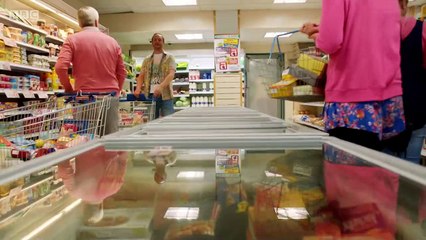 All At Sea-S01e10-Bee Boy-1